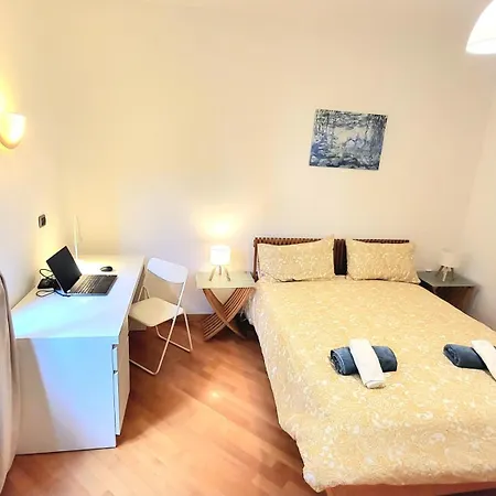 Lux Retreat 3room Near Fashion District Wifi&netflx 公寓 米兰