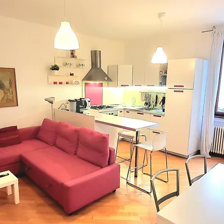 Lux Retreat 3room Near Fashion District Wifi&netflx 公寓 米兰