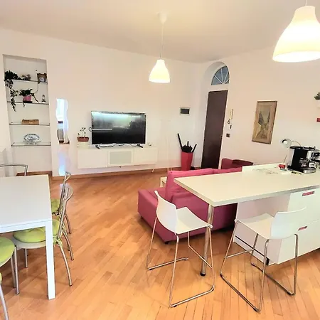 Lux Retreat 3room Near Fashion District Wifi&netflx 公寓